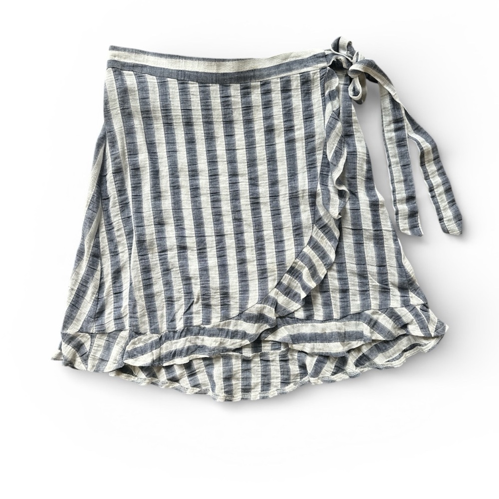 Show Me Your MuMu Skirt Women's L Blue White Wrap Ruffle Tie Closure